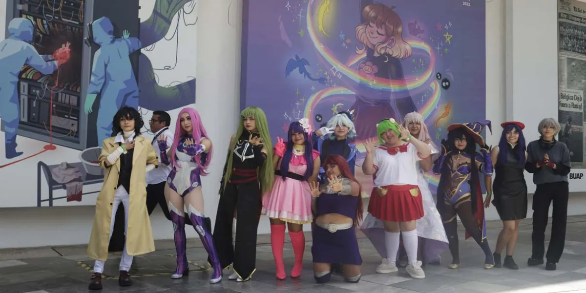 Fanáticos del cómics y anime se reúnen en el Ficomics BUAP 2025