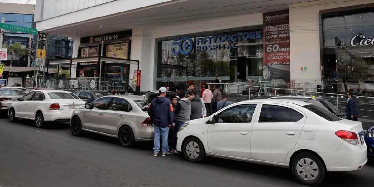 Caravana de conductores de Uber y DiDi; piden ayuda al gobierno ante abusos 