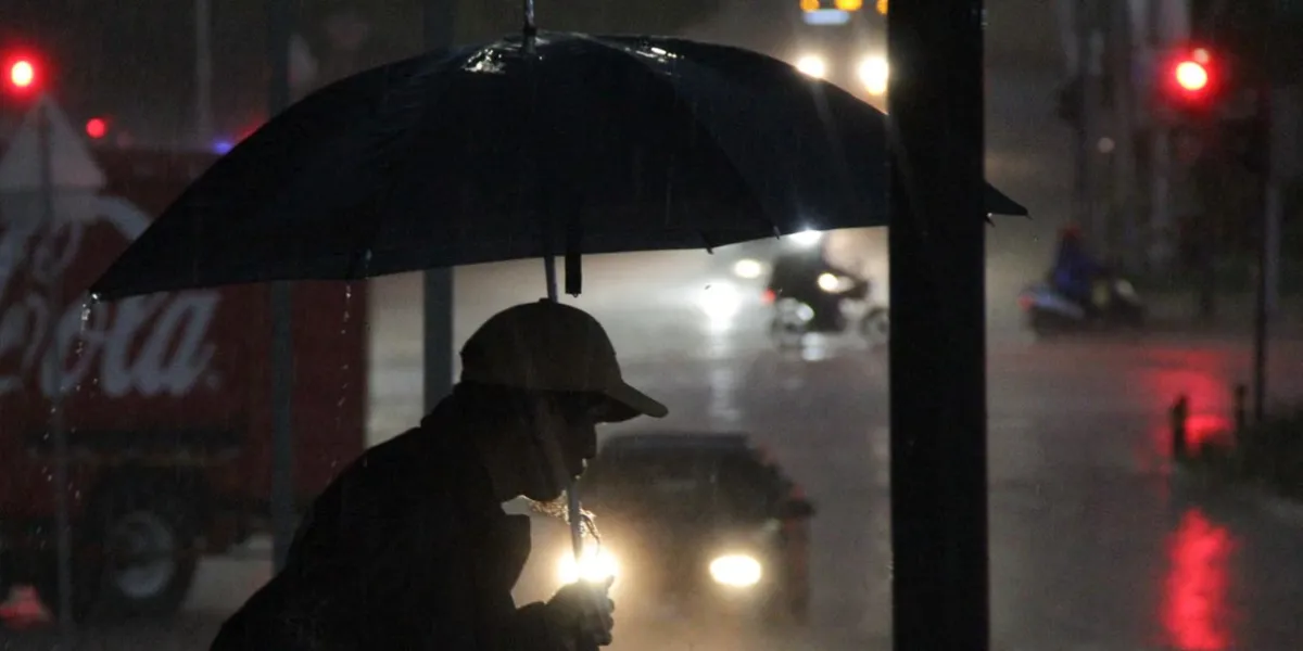 Puebla alerta por tormentas eléctricas y temperaturas variables para HOY lunes