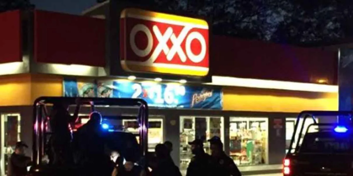 RATA asaltó y golpeó a trabajadores de Oxxo en Tehuacán