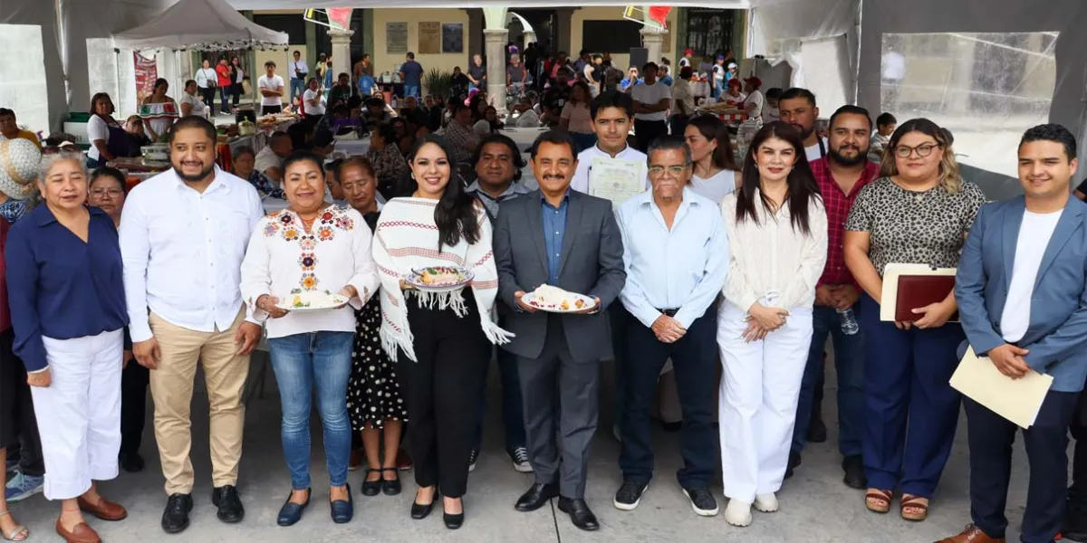 San Pedro Cholula impulsa tradiciones con la Exposición del Chile en Nogada