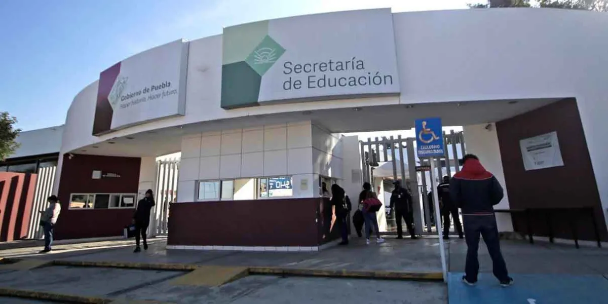 Padres aún pueden cambiar a sus hijos de escuela antes del ciclo escolar 2025-2026