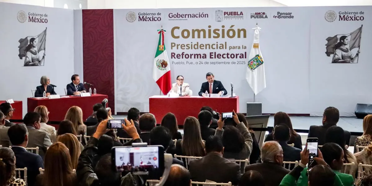 Durante foro para la Reforma Electoral, el IEE Puebla pidió que no lo eliminen