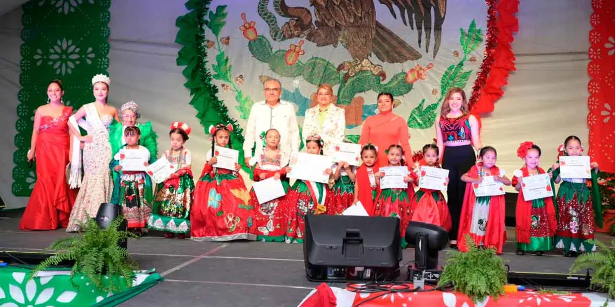 Emilia Ramírez ganó el certamen Chiqui Fiestas Patrias en Huauchinango 