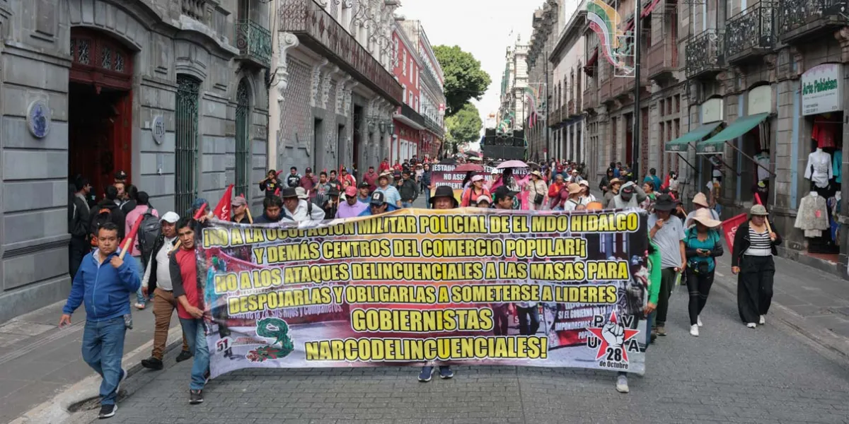 La 28 de Octubre tomó las calles capitalinas y negó la quema de autobús del RUTA