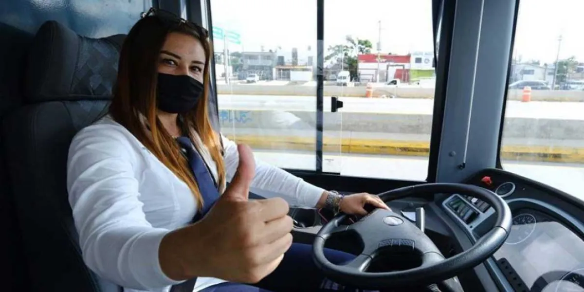 Movilidad abrió espacio a mujeres como conductoras y concesionarias del transporte