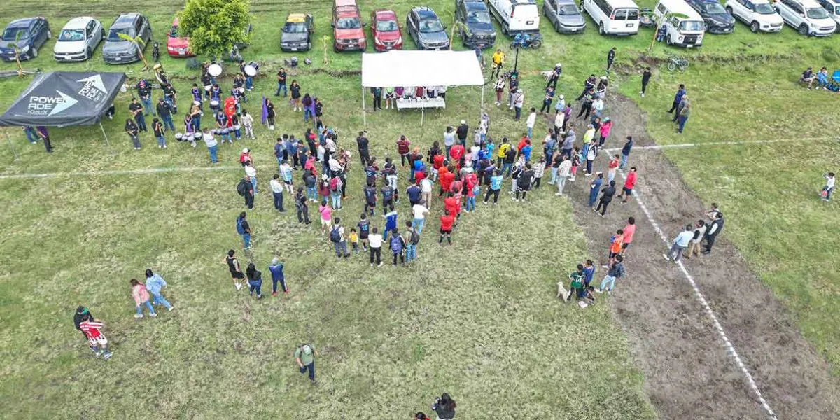 Cuautlancingo inaugura Liga Municipal de Futbol con apoyo a atletas y nuevos proyectos deportivos