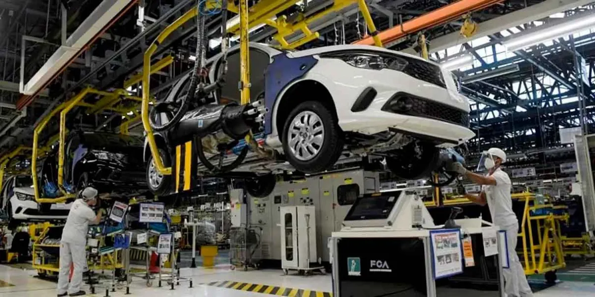 Producción automotriz en Puebla cae 13.9% entre enero y agosto de 2025