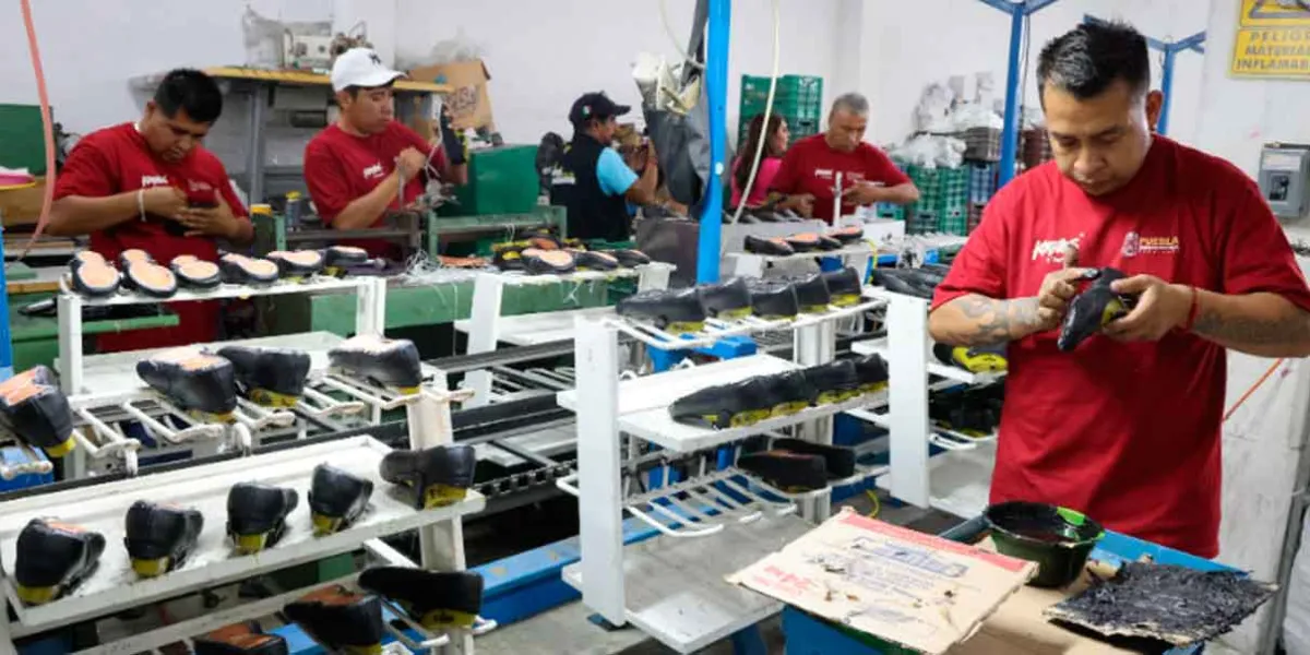 Resurge industria del calzado en Puebla con impulso a cooperativas
