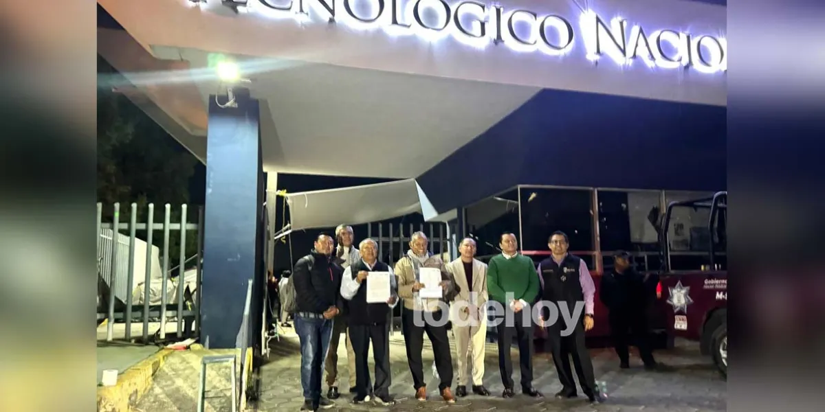 Acoso laboral y despidos docentes motivan la suspensión temporal de la directora del TEC Texmelucan