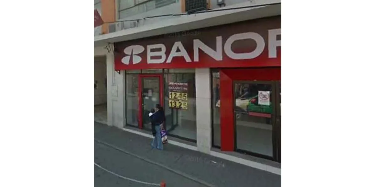 Asaltan sucursal de Banorte en Serdán; ladrones huyen en motocicleta