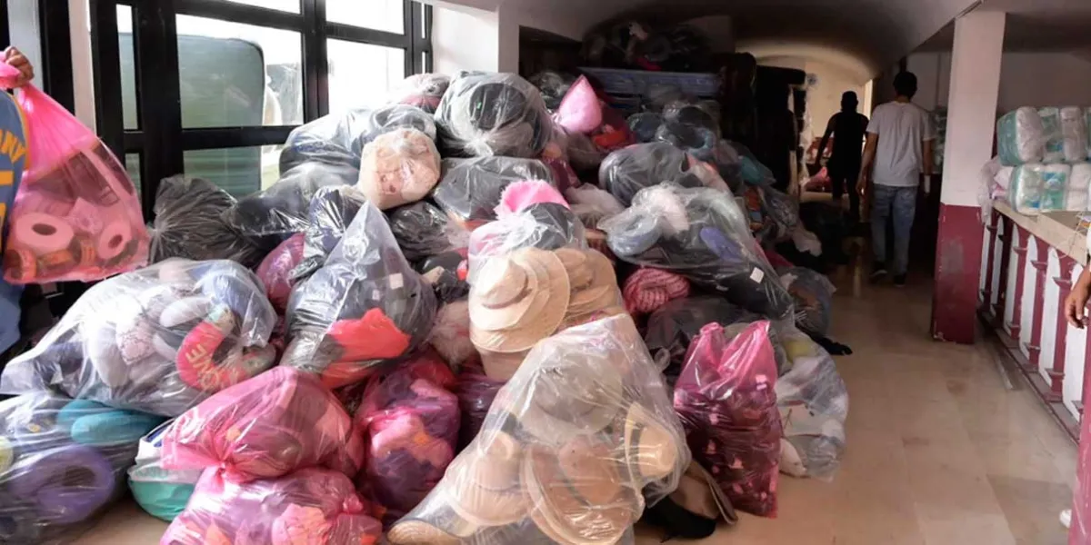 La alcaldía Venustiano Carranza de CDMX entregó víveres a Huauchinango 