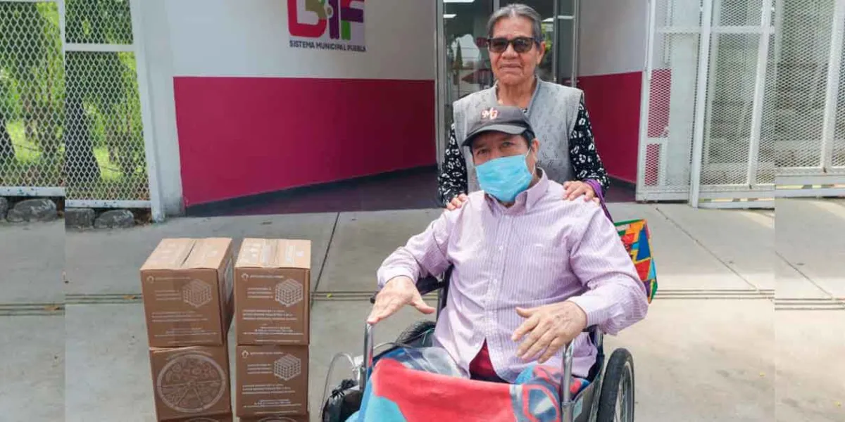 Entrega de apoyos alimentarios a familias de San Baltazar Campeche