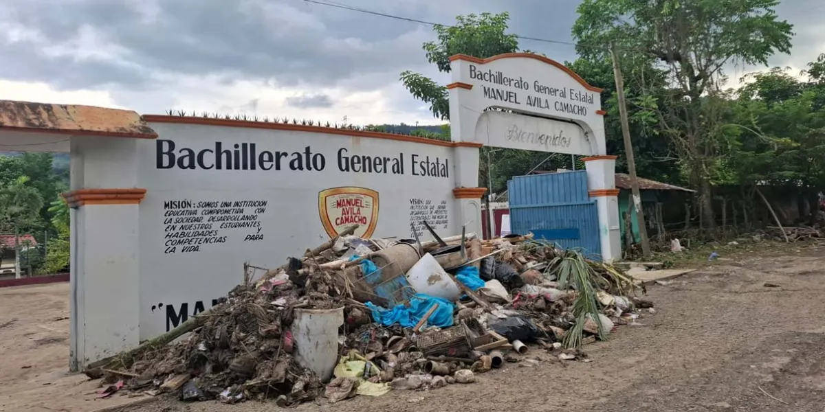 Lluvias causan estragos en 176 planteles educativos de Puebla: así avanza la recuperación