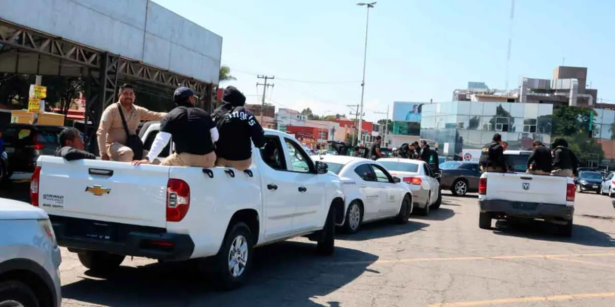 FGE realiza operativo en la 46 Poniente: aseguran 15 inmuebles por venta de autopartes robadas