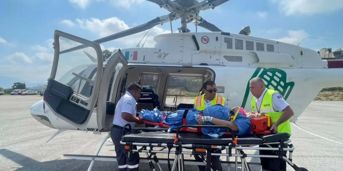 Paciente con riesgo de preeclampsia trasladada con éxito al Hospital de la Mujer en Puebla