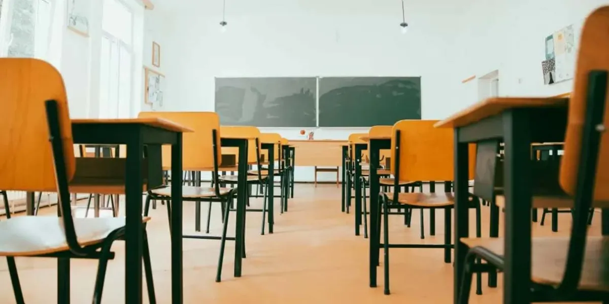 Más de 7 mil planteles en Puebla no tendrán clases este jueves por lluvias y frente frío