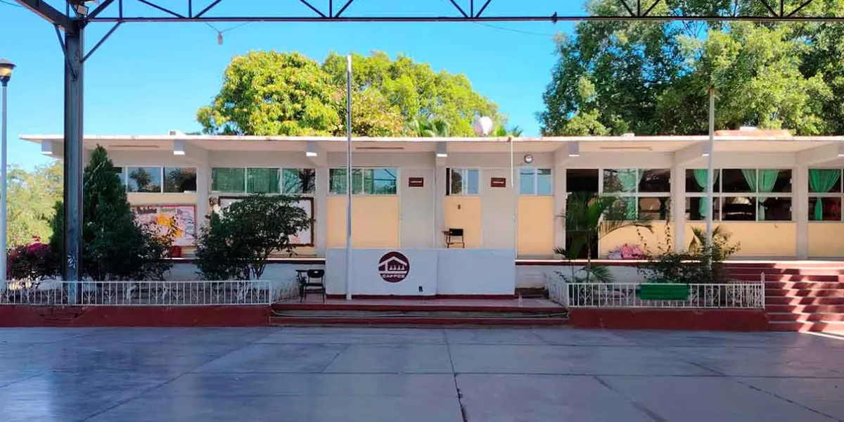FNERRR exige al Gobierno de Puebla localizar aires acondicionados robados a secundaria de Tecomatlán
