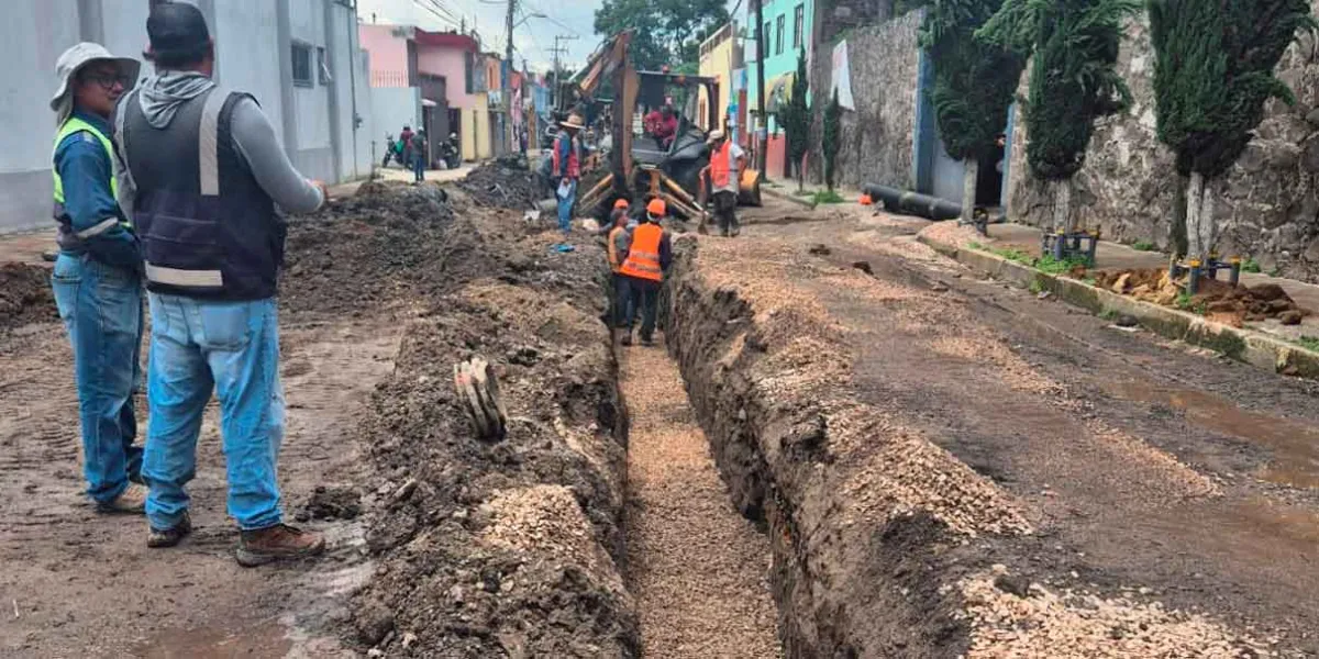 Agua de Puebla Sustituyó la Red de Drenaje Sanitario de la 11 oriente, en beneficio de 2,800 habitantes de las colonias Azcárate y Analco