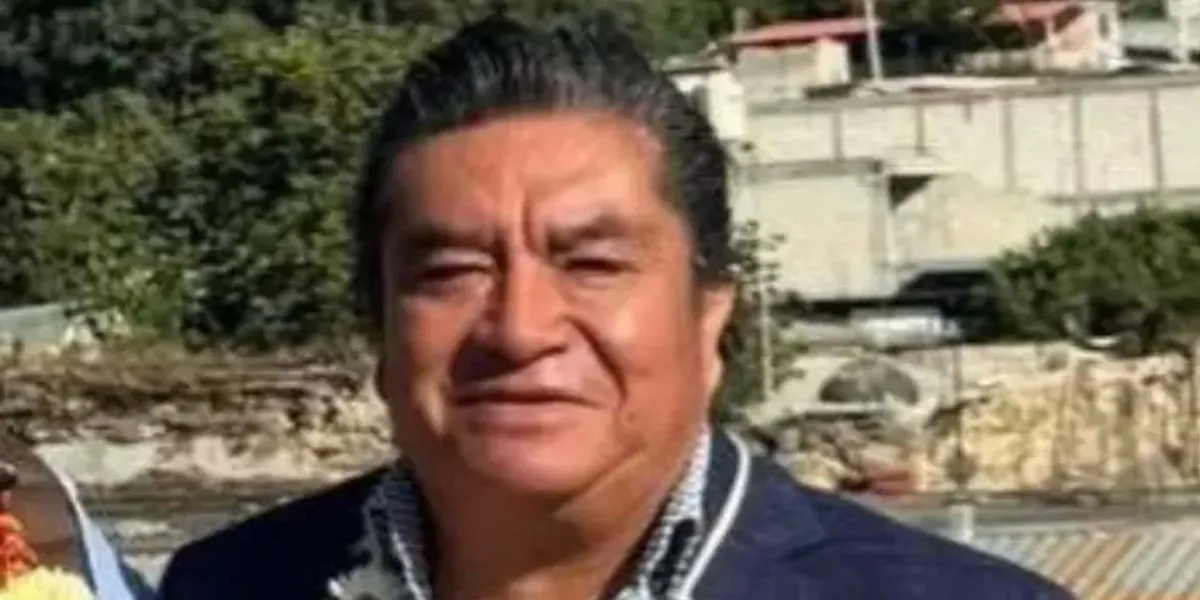 Apuñalan al alcalde de San Juan Tianguismanalco frente a pobladores