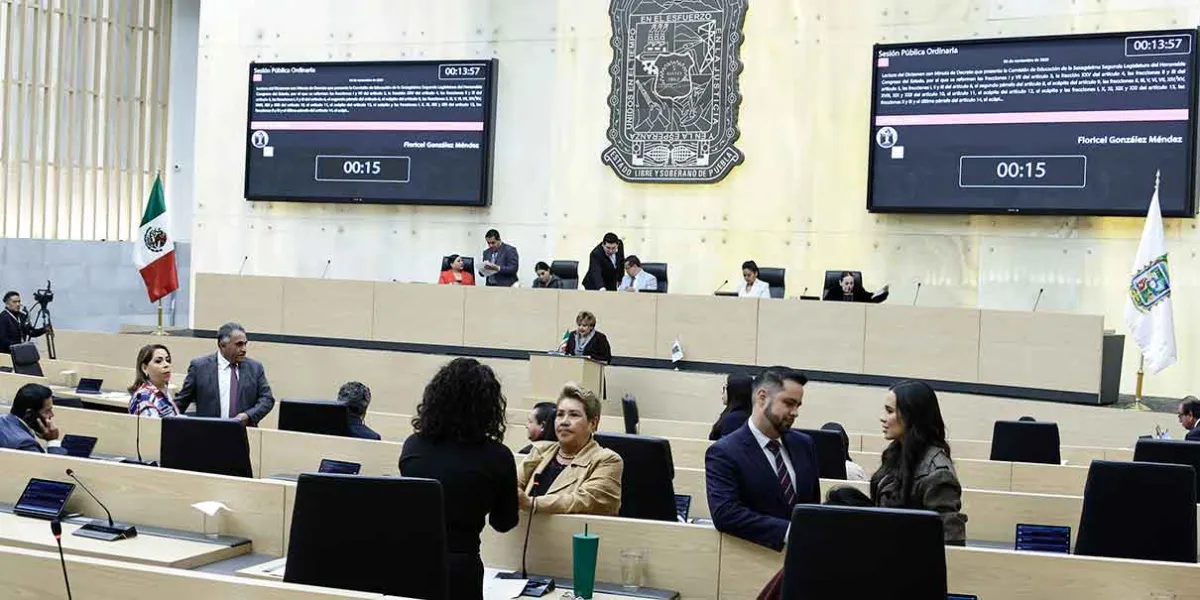 Congreso de Puebla aprueba presupuesto de 313 millones para 2026 sin aumento a diputados