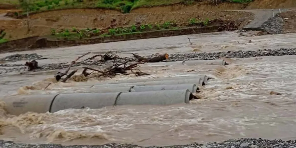 Crecida de ríos San Marcos y Pantepec afecta conexión entre Puebla y Veracruz