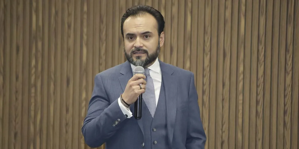 Francisco Teomitzi se baja de la contienda por la Auditoría Superior