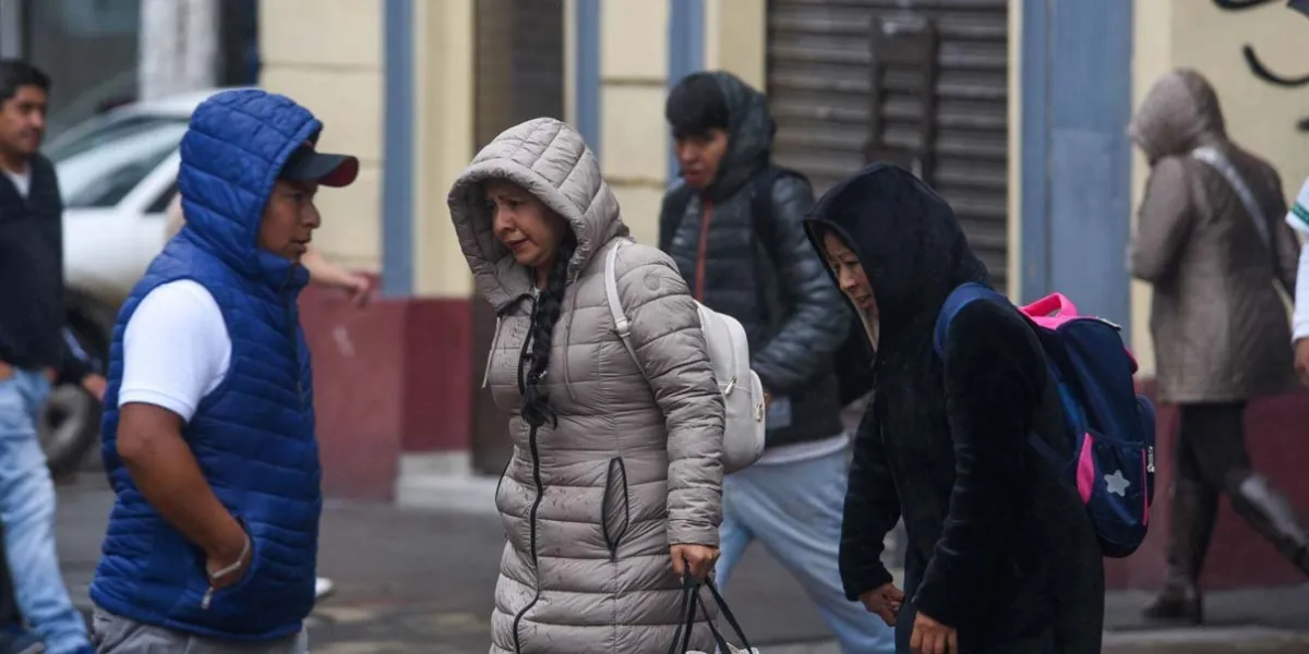 Frente frío arruina planes del Buen Fin; habrá frío, lluvias y fuertes vientos