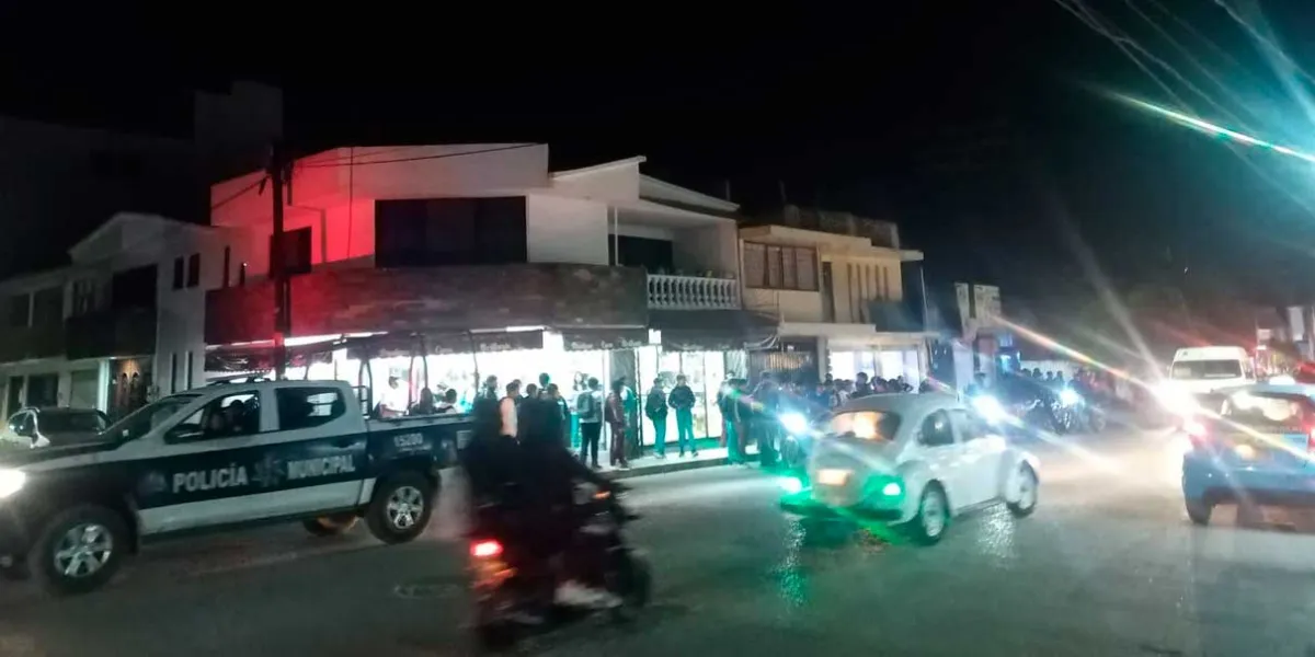 Estudiantes de Texmelucan protagonizaron una riña campal