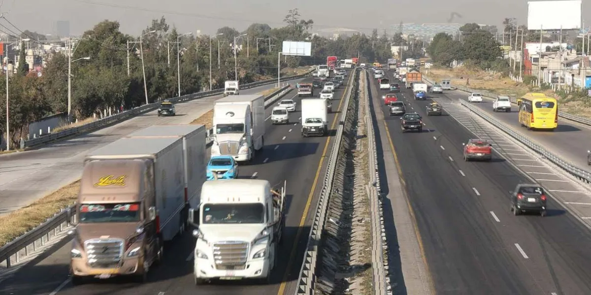 La autopista México-Puebla permanece sin bloqueos de transportistas