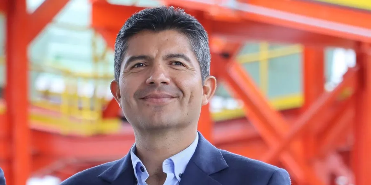 Más sospechas del brinco de Eduardo Rivera del azul al naranja