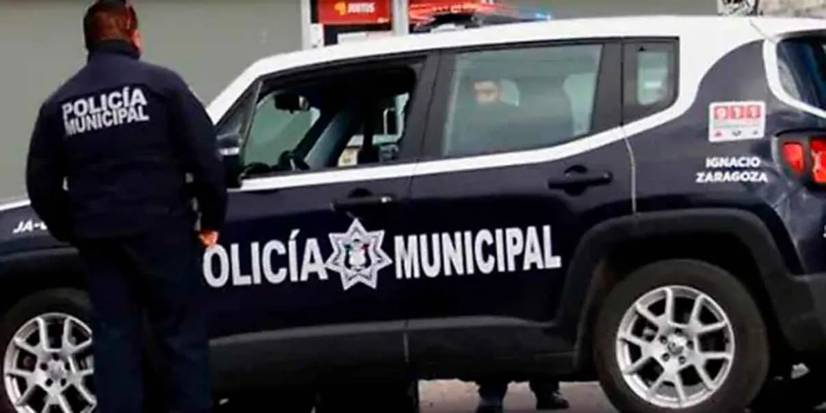 Roban patrulla de la Policía Municipal en Felipe Ángeles; autoridades buscan a los responsables