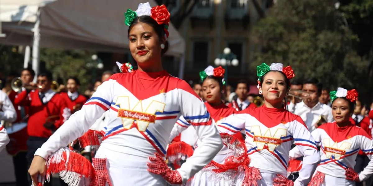 Sin incidentes y con saldo blanco el desfile cívico militar en Puebla