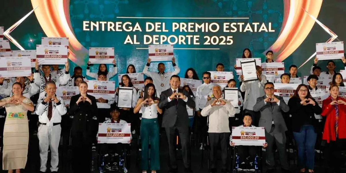 Sin precedentes, Gobierno de Puebla entrega 20 mdp en premios a deportistas ganadores