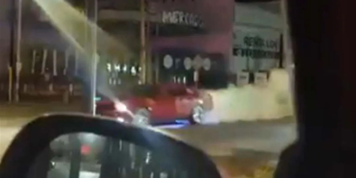 Otra vez arrancones en la capital, ahora en el Circuito Interior
