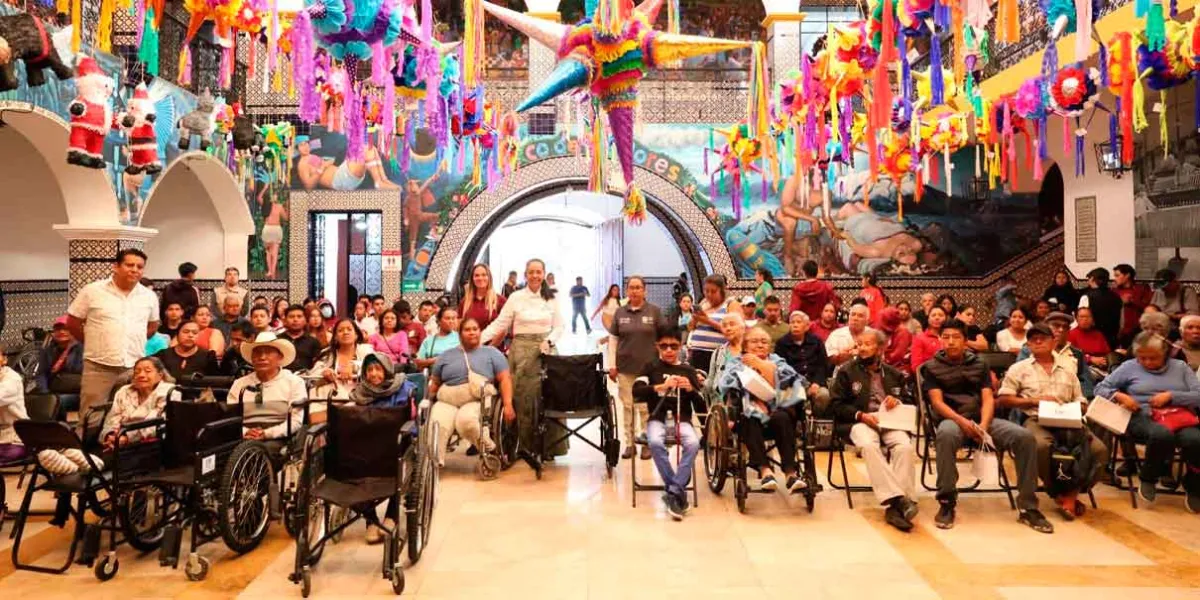 Ariadna Ayala entregó aparatos ortopédicos en Atlixco