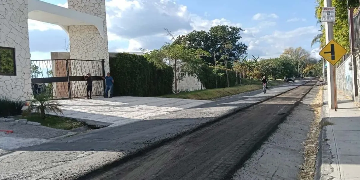 Atlixco moderniza el camino a Nexatengo y estrena alumbrado solar con inversión de más de 9 millones