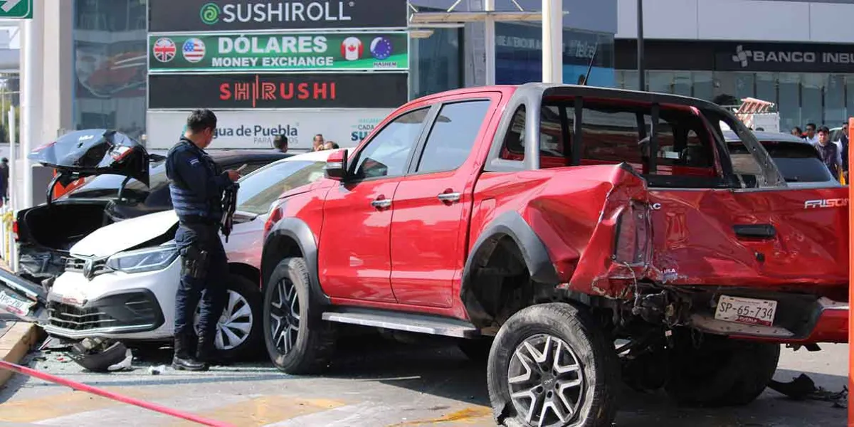 Universidad IEU expresa condolencias y colabora con autoridades tras accidente en Vía Atlixcáyotl
