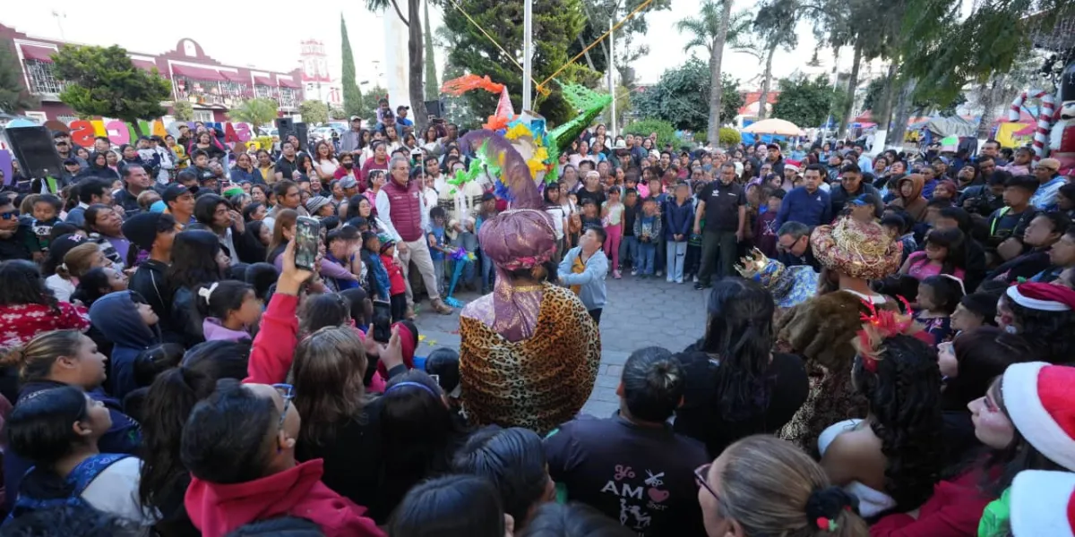 San Francisco Totimehucan celebra convivencia navideña con Pepe Chedraui