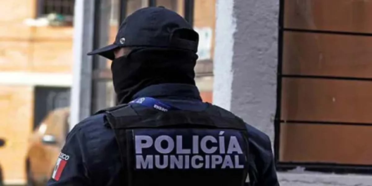 ¡Terror en Tecola! Policía suelta balazos para llevarse a su esposa e hijos; queda suspendido