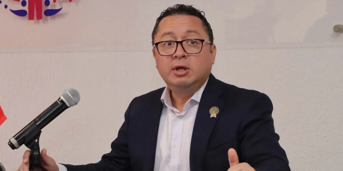Sale Juan Pablo Cisneros de la Canaco; alista candidatura rumbo al CCE Puebla