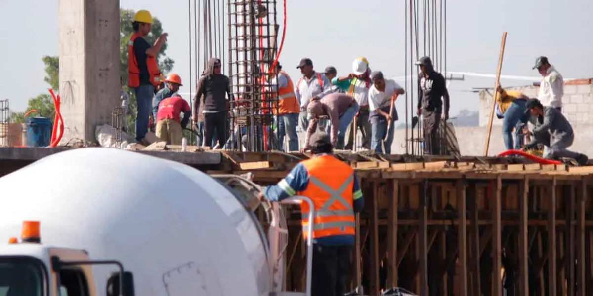 Construcción en Puebla registra caída anual de 24.27% según datos del INEGI