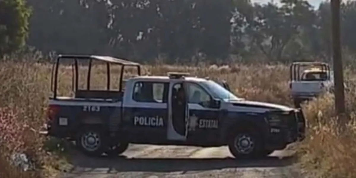 Abandonan cuerpo de joven ejecutado en carretera de Atlixco