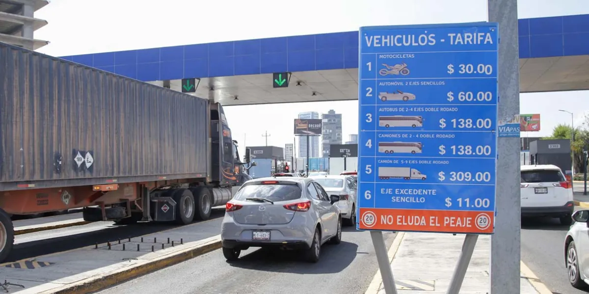 Aumento en la autopista Puebla–Atlixco genera críticas por mal servicio