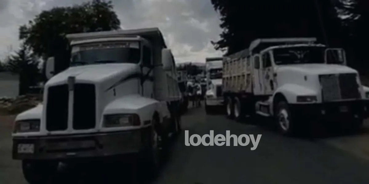 Camioneros bloquean acceso a Tlahuapan tras operativo de la Guardia Nacional