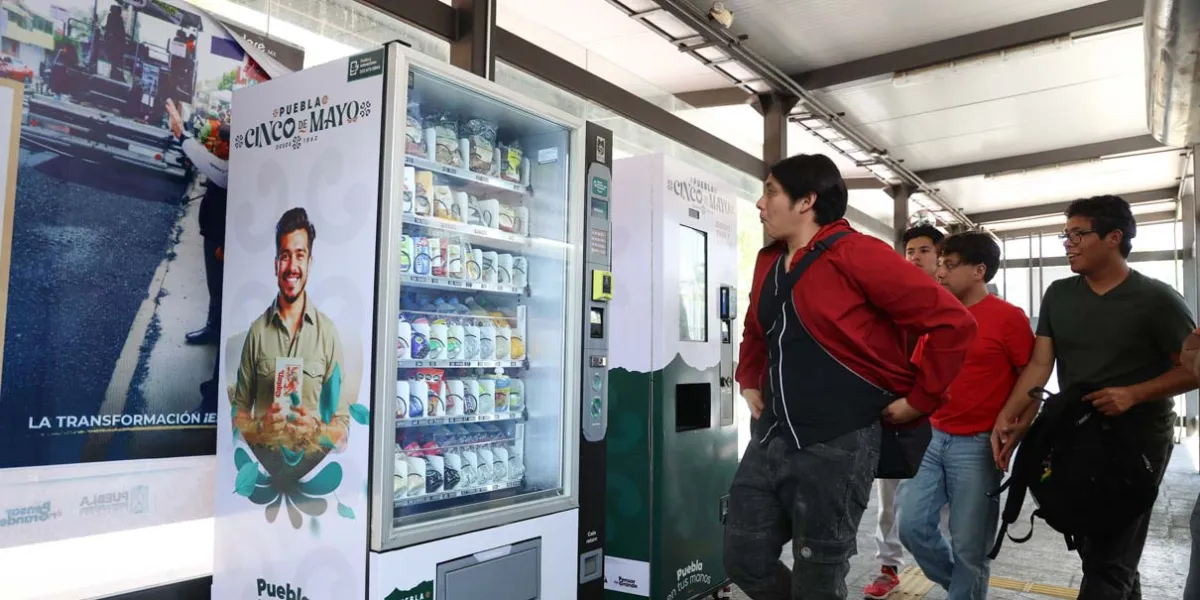 Está prohibido comer dentro de las unidades del RUTA