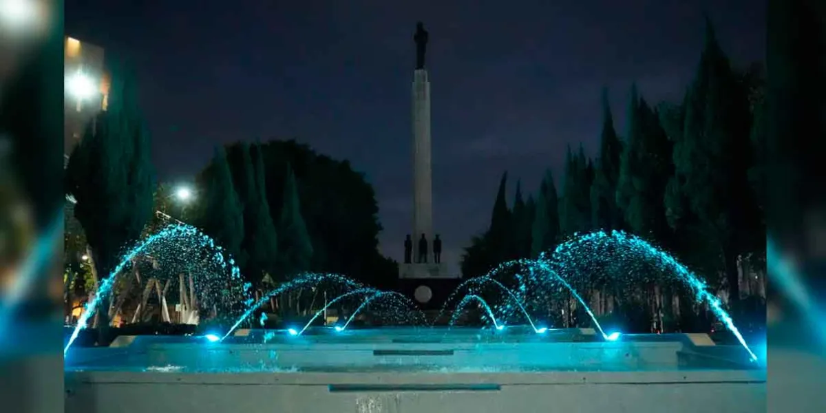 Inaugura Pepe Chedraui mantenimiento de la fuente Hermanos Serdán