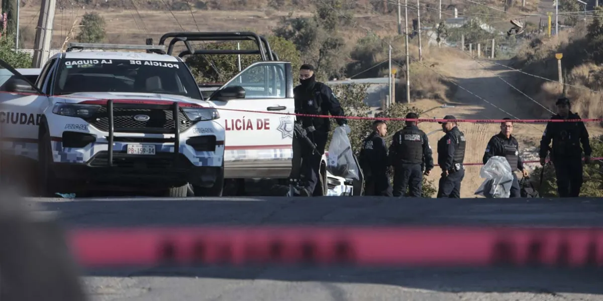 Hallan cuerpo embolsado con amenazas en San Pablo Xochimehuacán