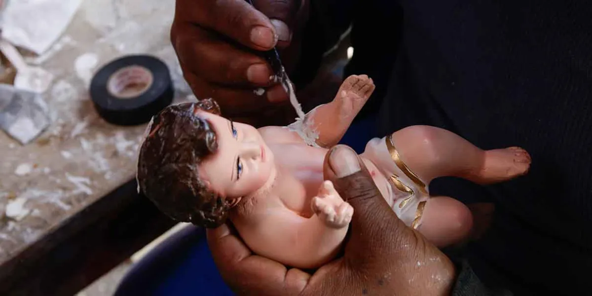 Artesanos de Tepeaca preservan la tradición del Niño Dios en Atlixco previo a la Candelaria
