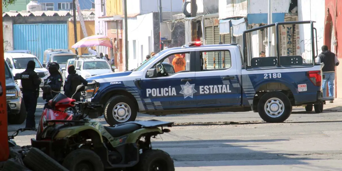 Primera “limpia” del año en la 46 Poniente; confiscan auto, autopartes y droga